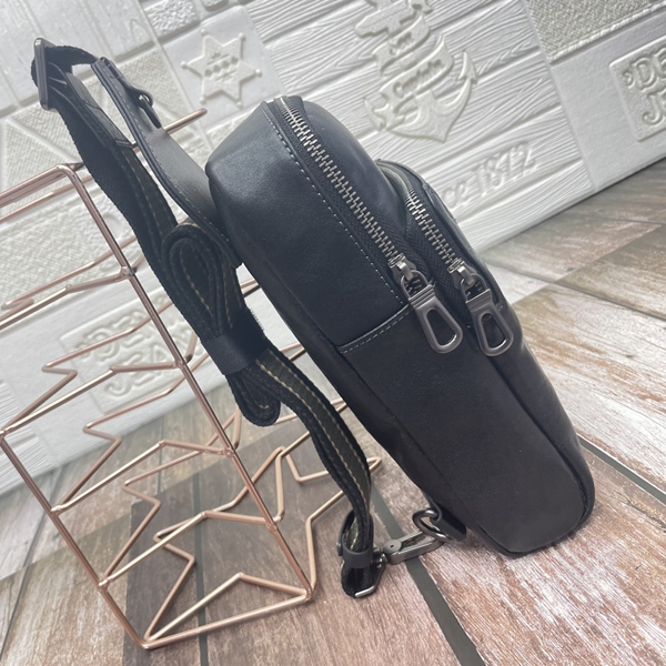 スーパーコピーブランドバッグ背面デザイン